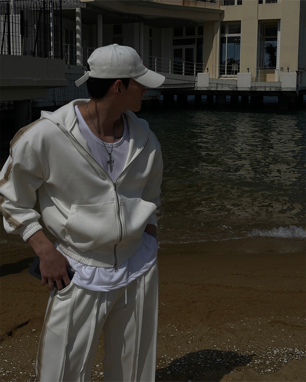 短袖T卹模特兒穿著圖片 - S4L4