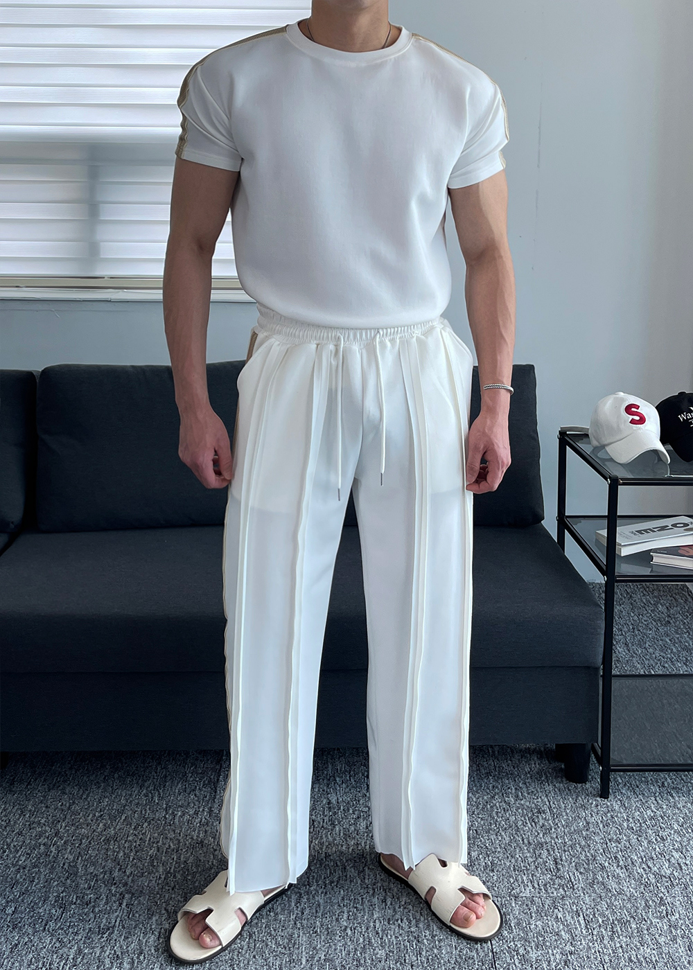 短袖T卹模特兒穿著圖片 - S6L6