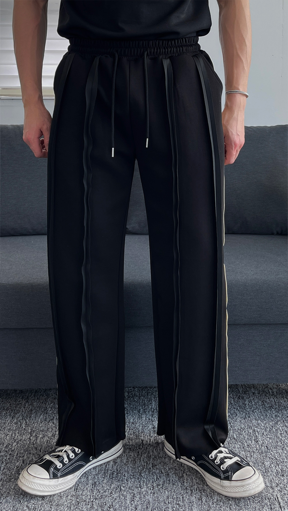 短袖T卹模特兒穿著圖片 - S1L24