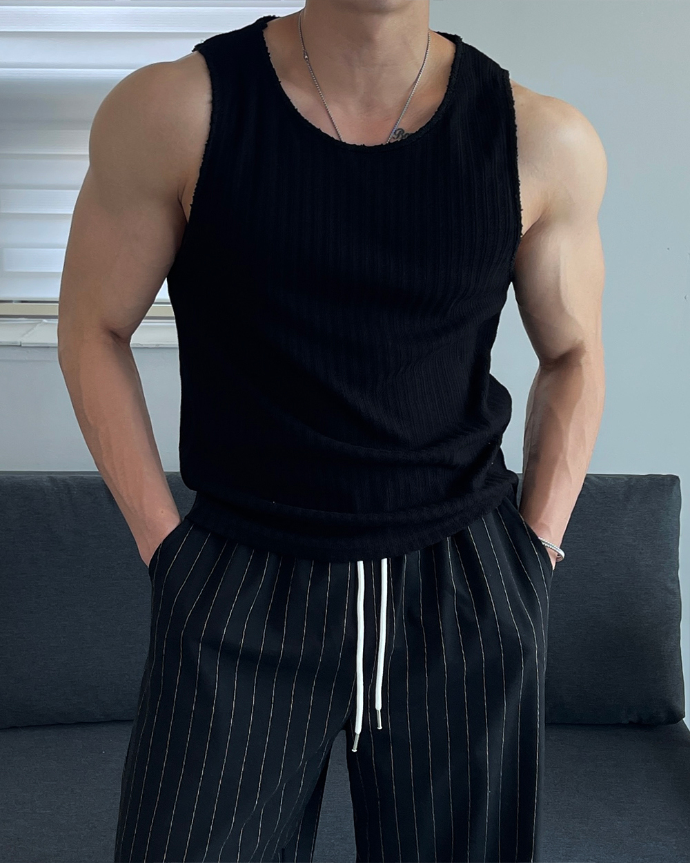 바지 모델 착용 이미지-S1L26