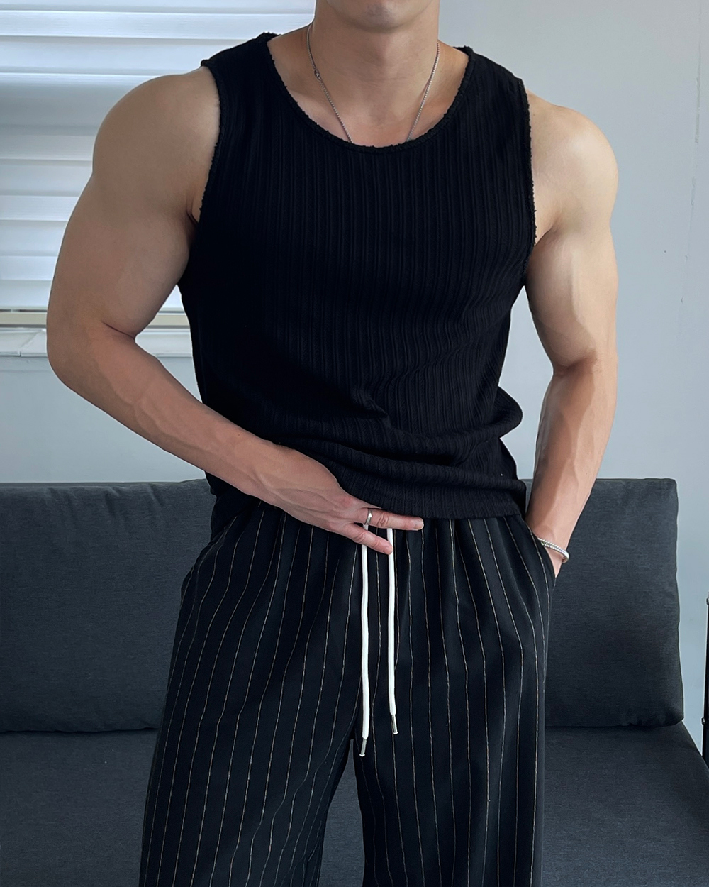 바지 모델 착용 이미지-S1L29