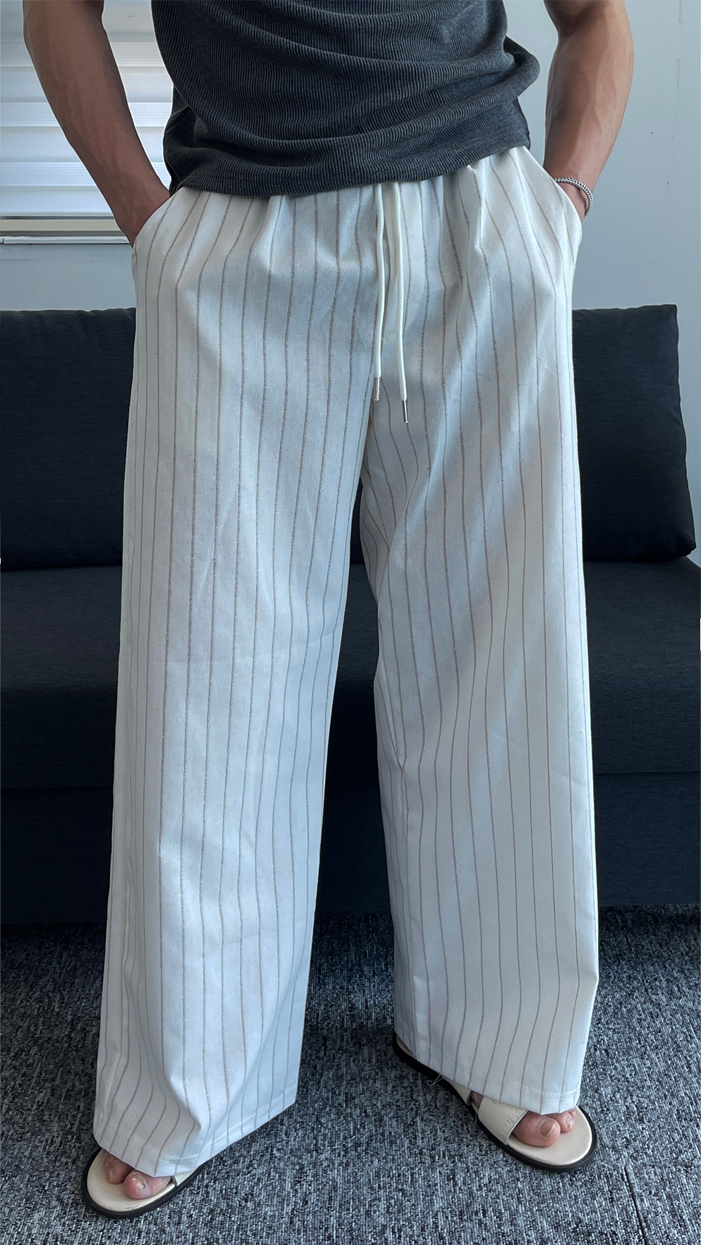 바지 모델 착용 이미지-S1L34