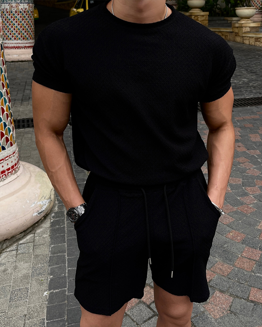 드레스 모델 착용 이미지-S2L4