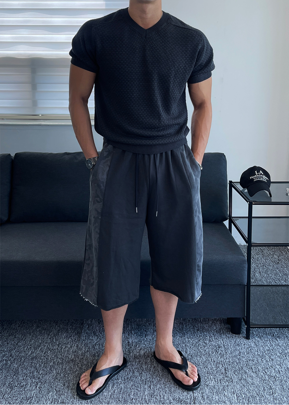 반팔 티셔츠 모델 착용 이미지-S1L32