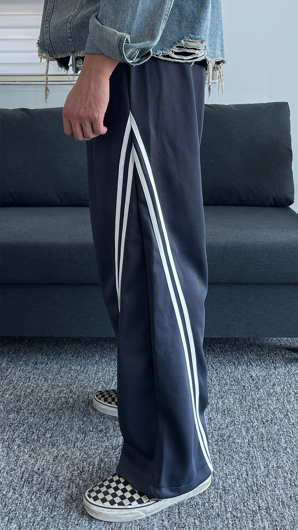 바지 모델 착용 이미지-S4L5