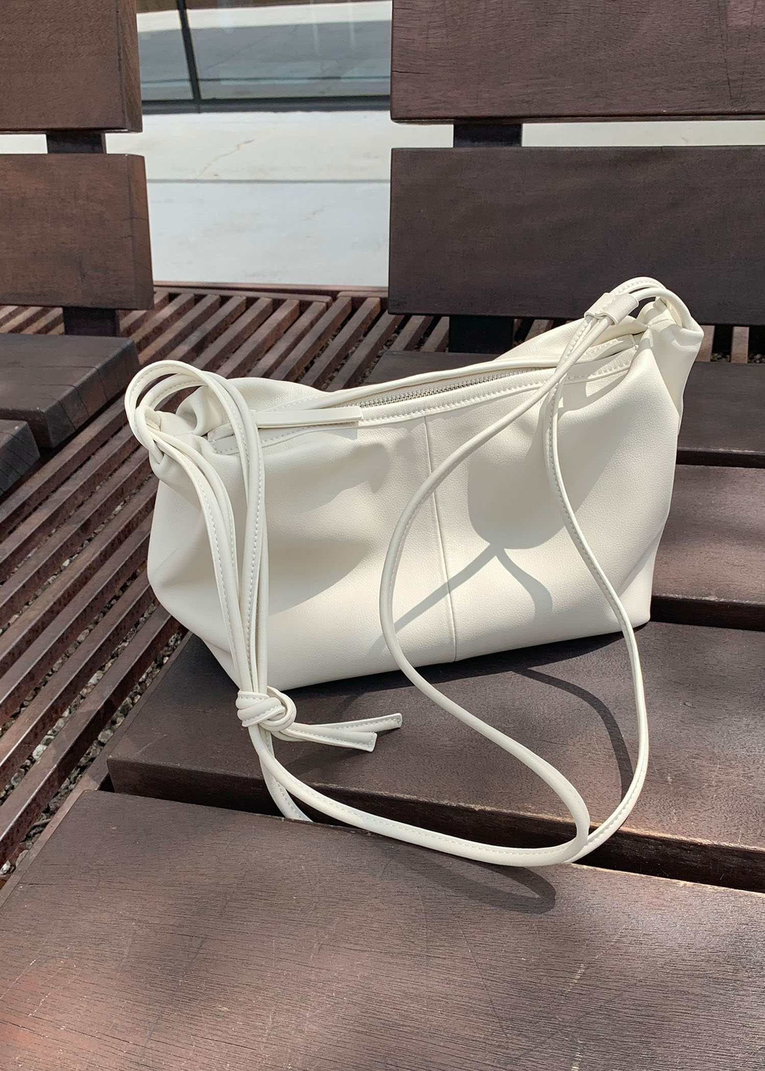 Soft leather bag (3color) MONOA