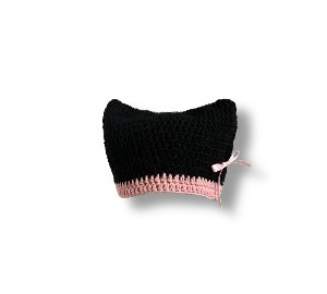 Aubery pink &amp; black ribbon cat beanie.