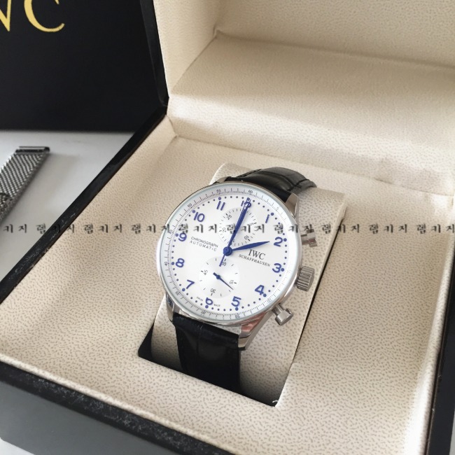 IWC 포르투기즈 화이트 가죽시계 + 메쉬스트랩