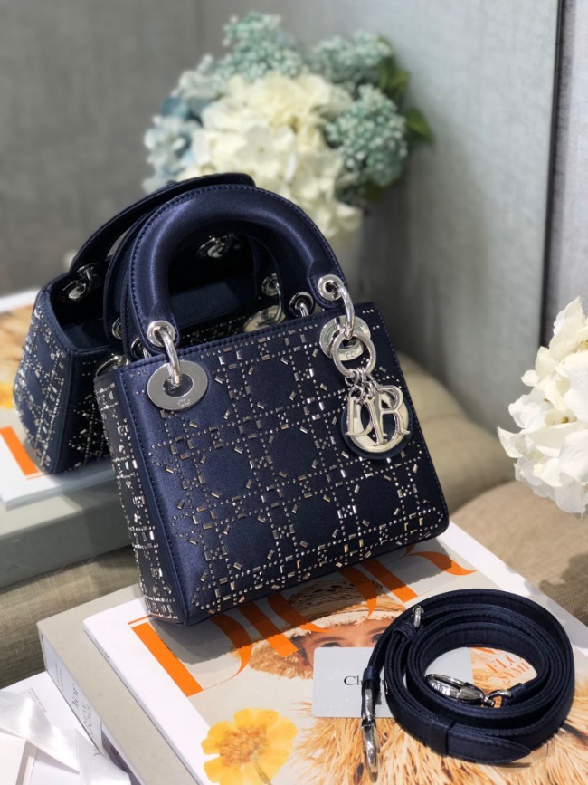 디올 네이비 라인 스톤 까나쥬 새틴 Lady Dior 미니백