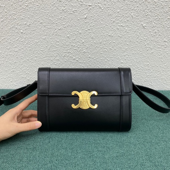 셀린느 TRIOMPHE Woc Bag