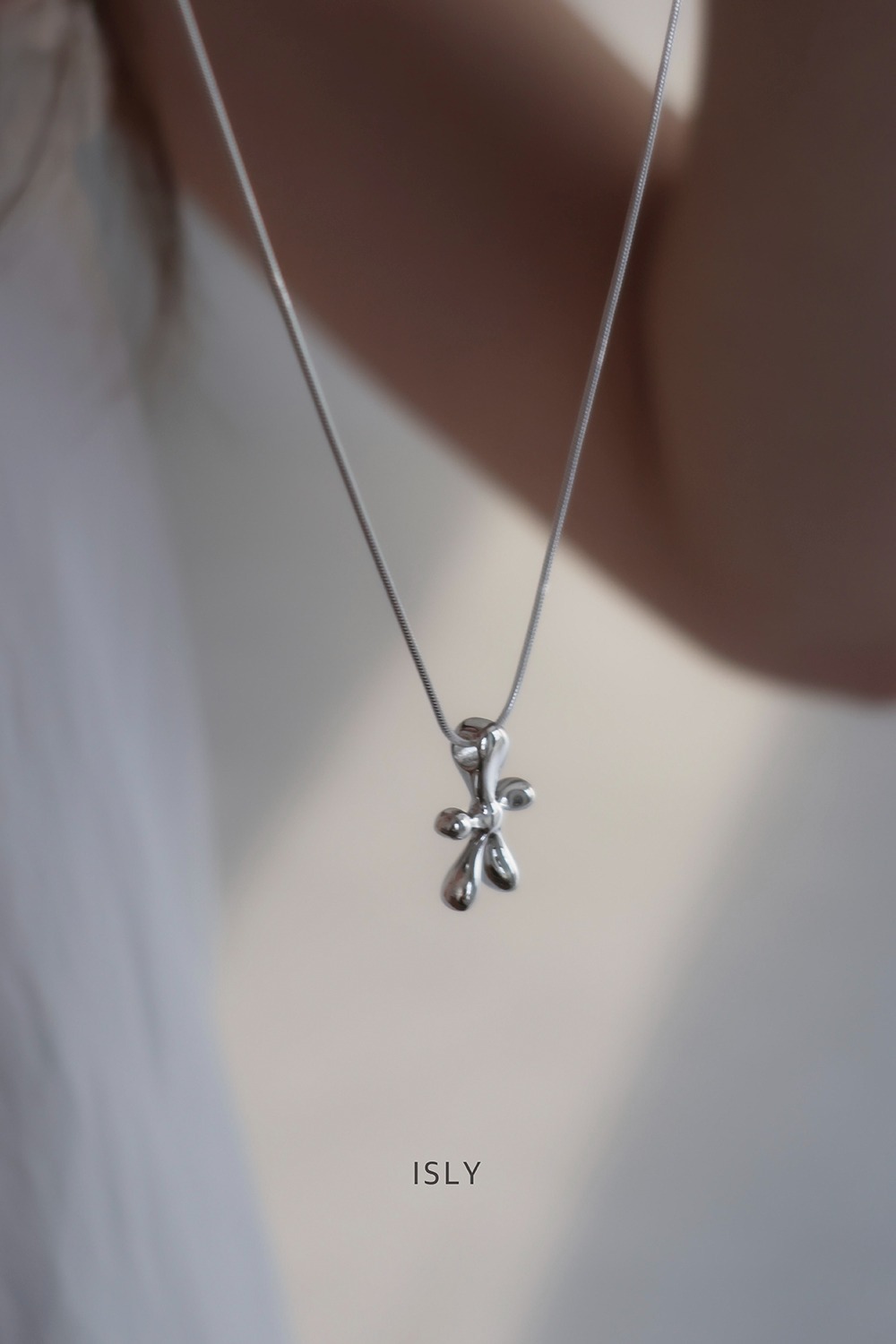 (5/22예약배송)daisy necklace (silver)