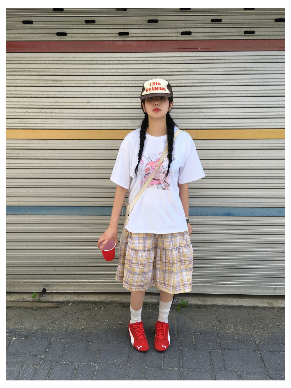 wink half t (3c)