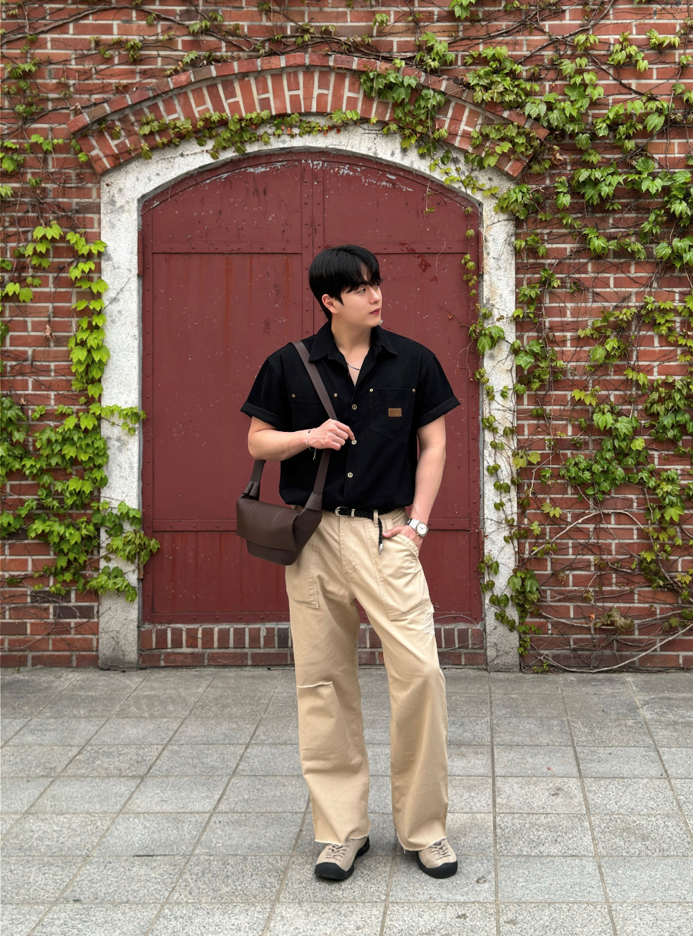 재킷 모델 착용 이미지-S2L4