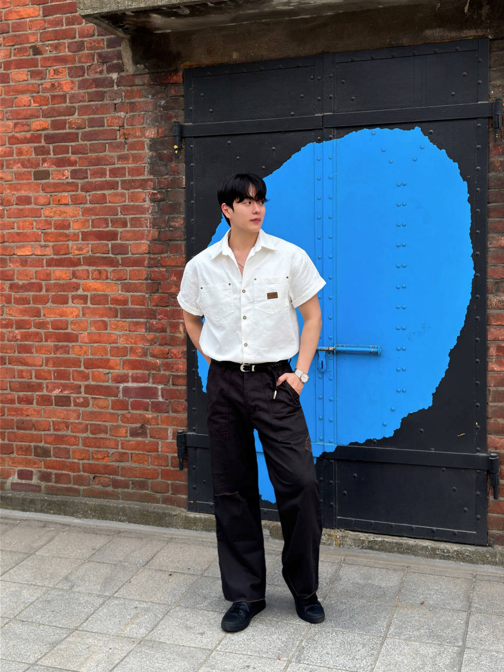 재킷 모델 착용 이미지-S2L11