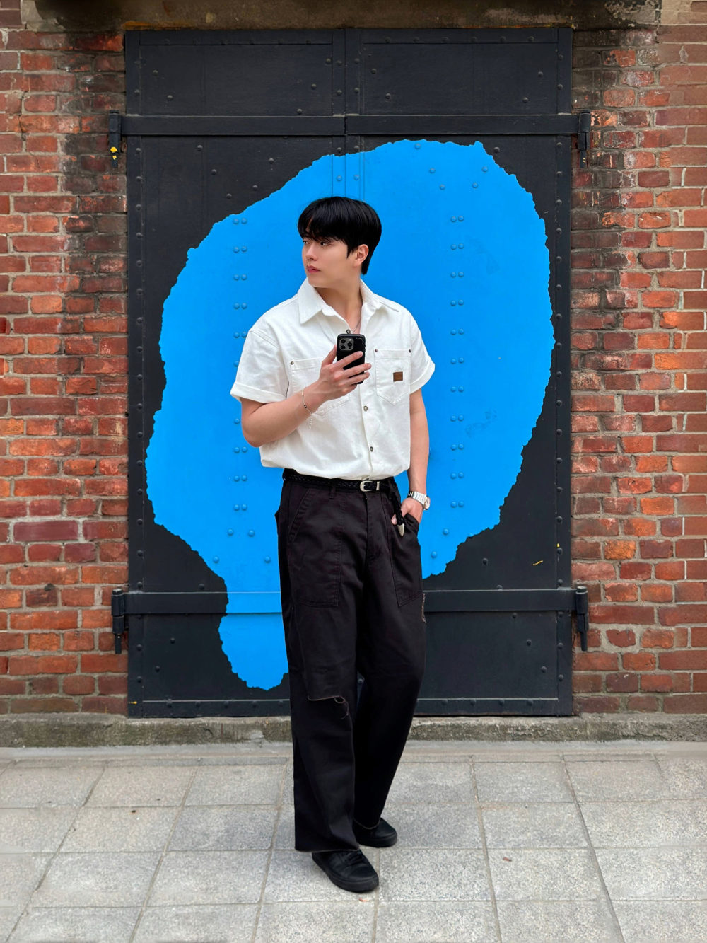 재킷 모델 착용 이미지-S2L14