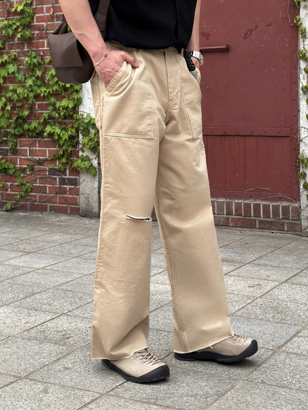 재킷 모델 착용 이미지-S2L5