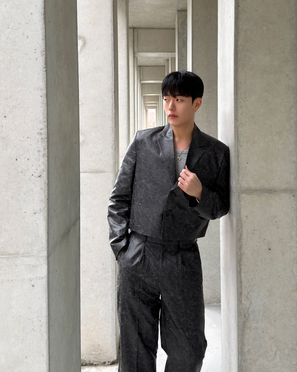 재킷 모델 착용 이미지-S3L53