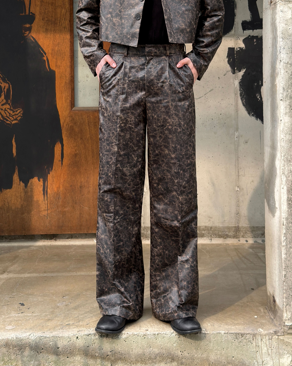 점퍼 모델 착용 이미지-S4L1