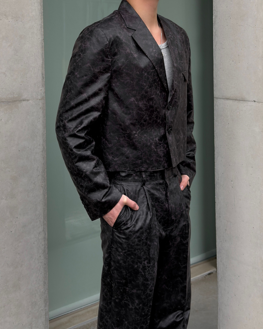 점퍼 모델 착용 이미지-S4L6