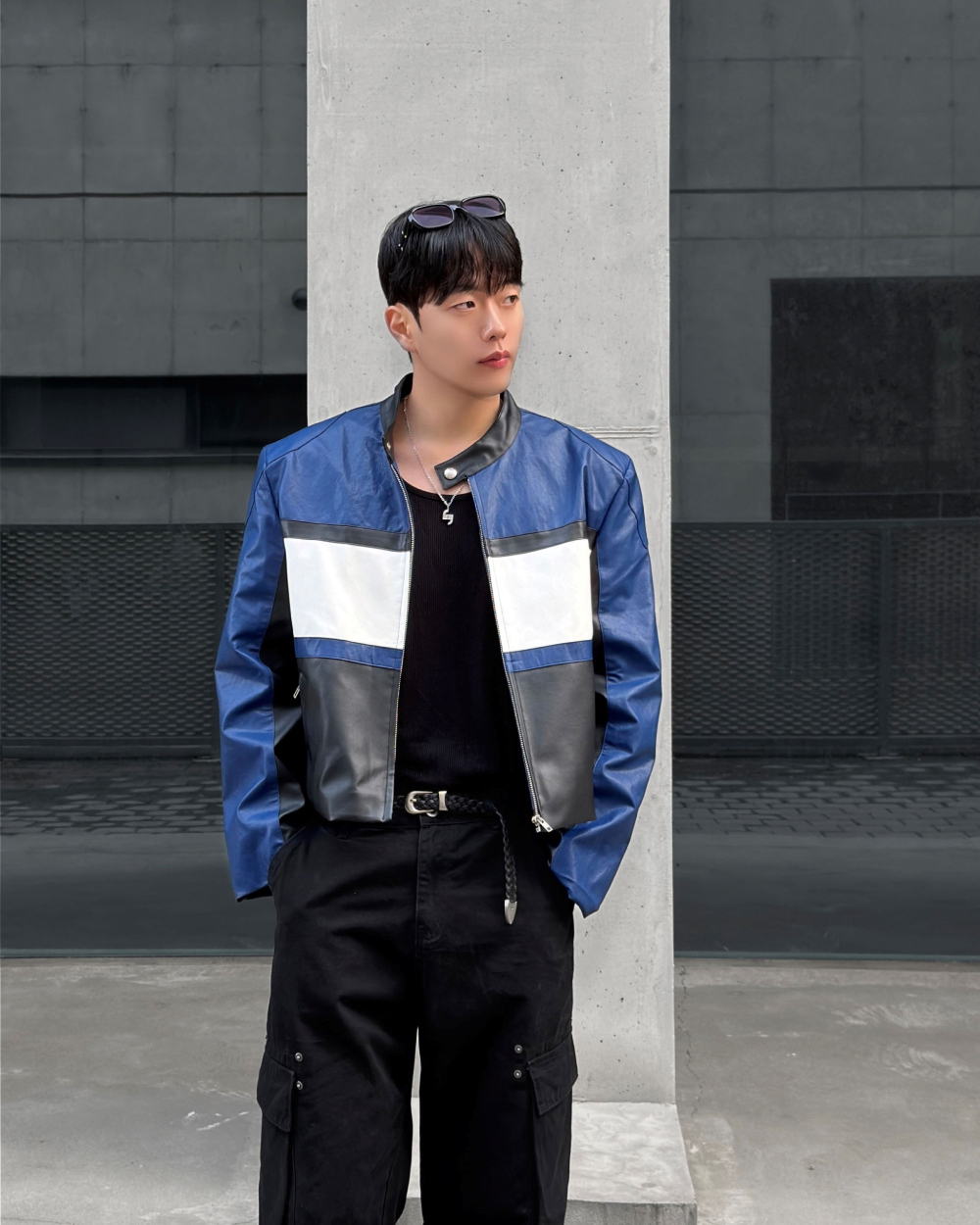 재킷 모델 착용 이미지-S1L16