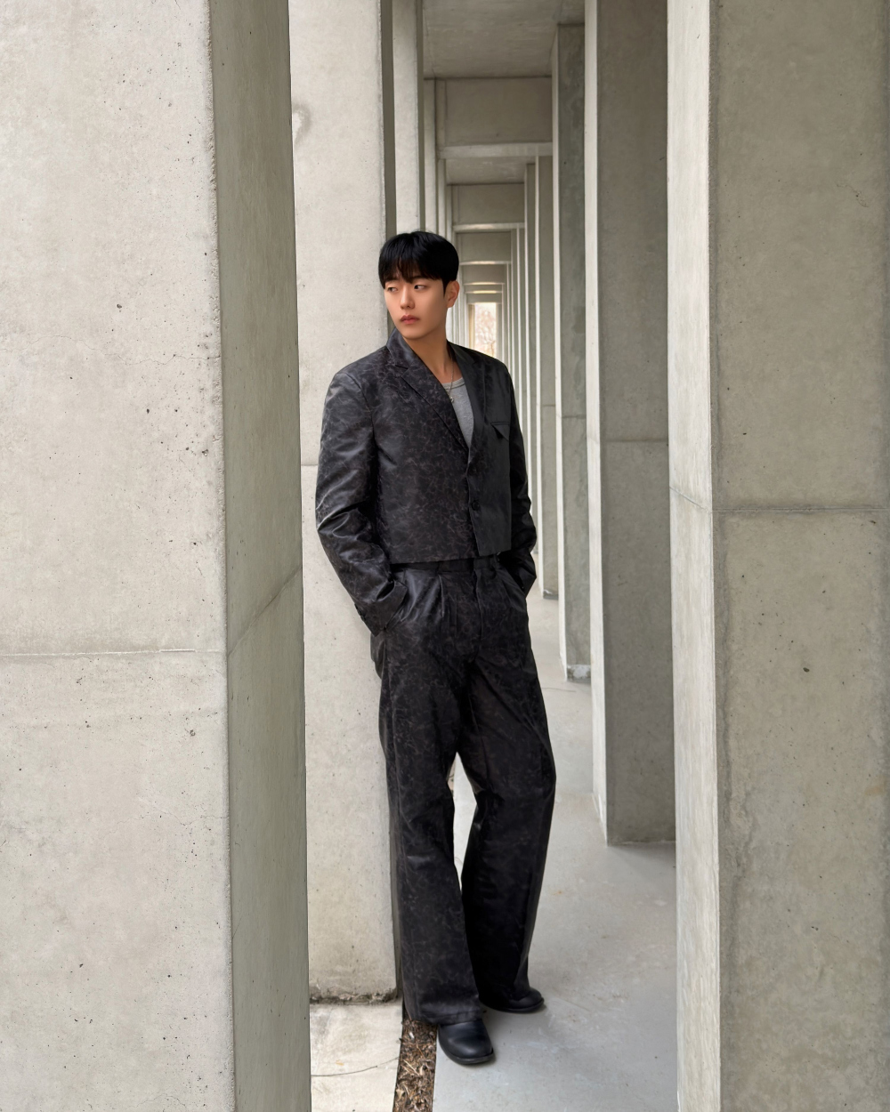 점퍼 모델 착용 이미지-S3L58