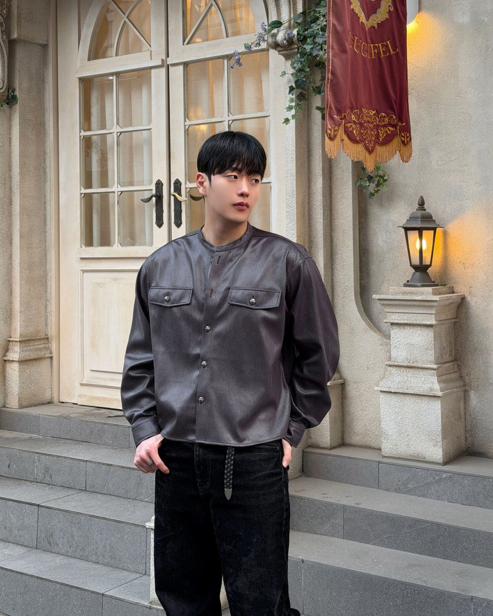 재킷 모델 착용 이미지-S1L24