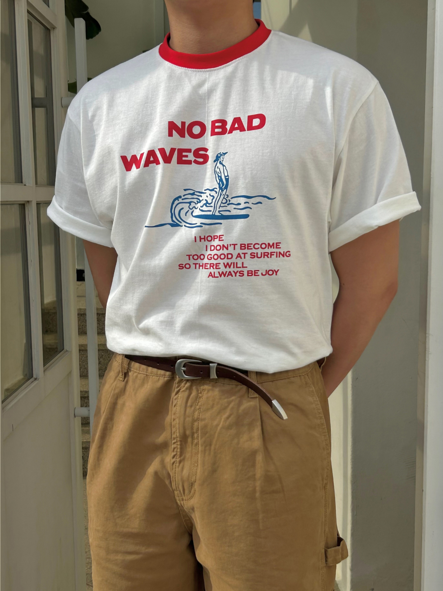 반팔 티셔츠 모델 착용 이미지-S1L38