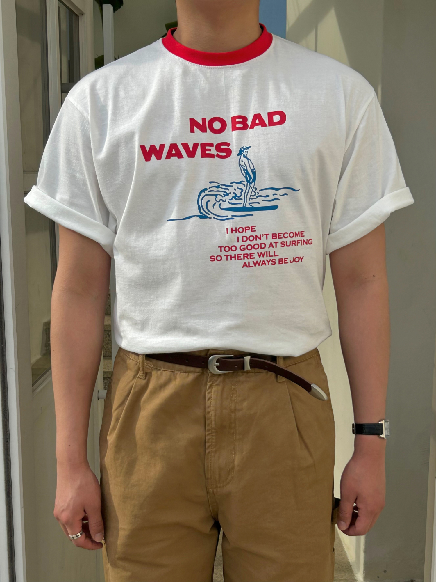 반팔 티셔츠 모델 착용 이미지-S1L37