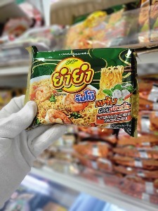 yum yum 누들 팟 킷 마오67g (Thai style spicy fried noodles)