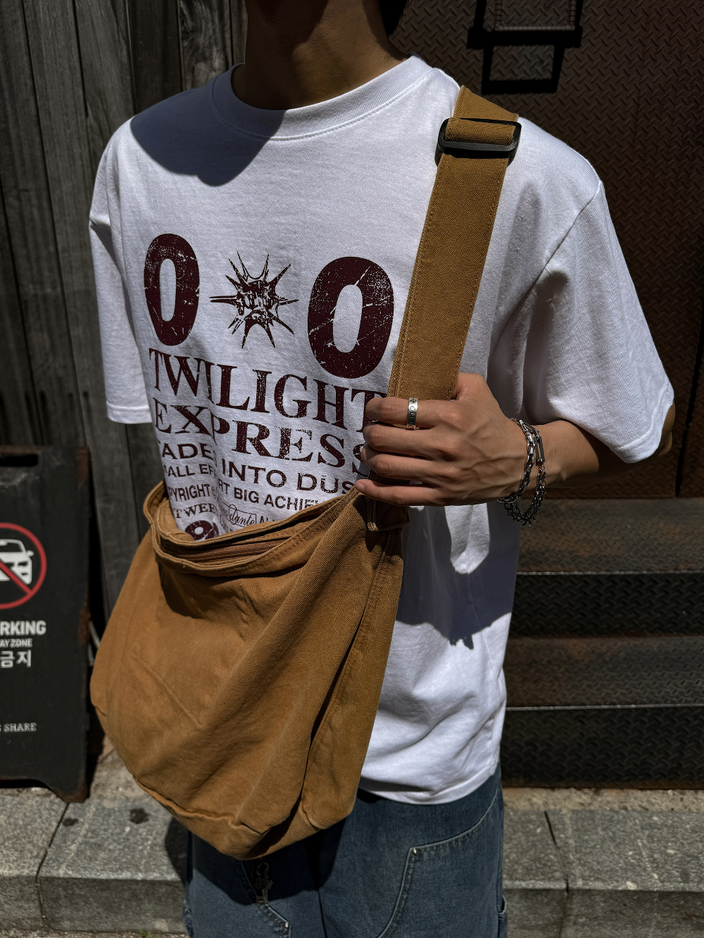 재킷 모델 착용 이미지-S141L34