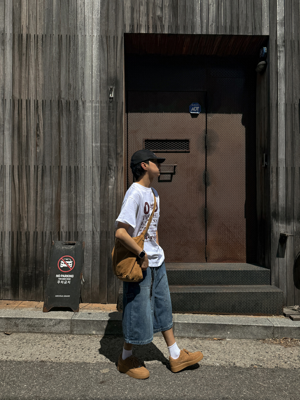 재킷 모델 착용 이미지-S141L25