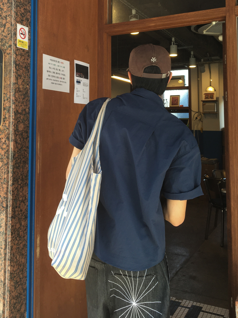 短袖T卹模特兒穿著圖片-S175L95
