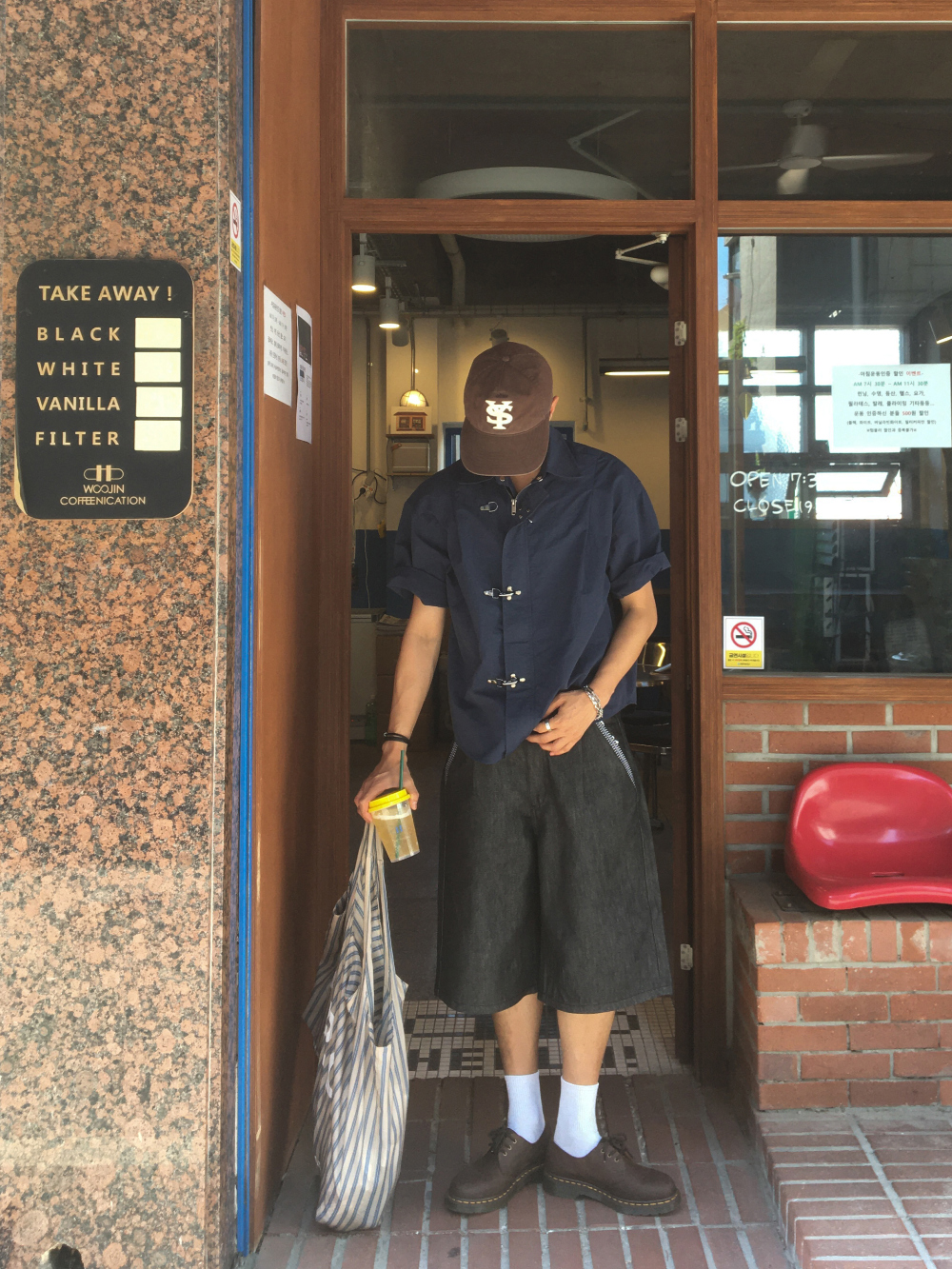 短袖T卹模特兒穿著圖片-S175L86