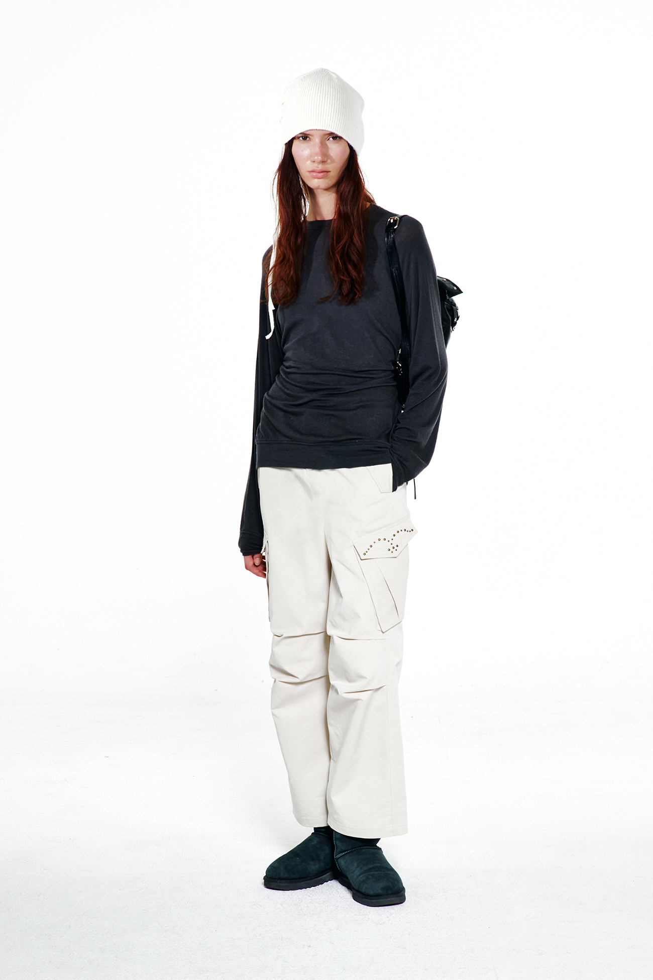 韓国ファッション カーゴパンツ[DEINET]COTTON STUD CARGO PANTS カーゴパンツ 韓国 レディース[品番：MG000008095