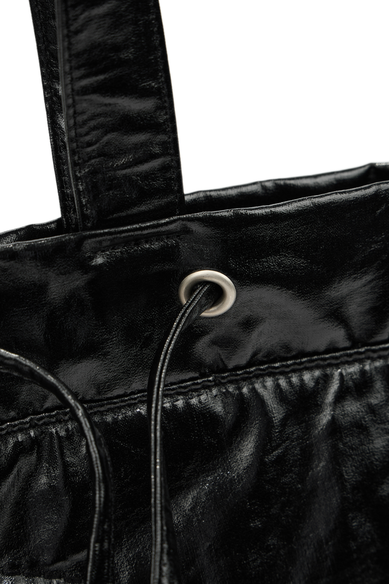 韓国大人気 ★ DEINET ★ D STITCH PADDING MINI BAG IN BLACK D STITCH PADDING BAG IN BLACK - DEINET