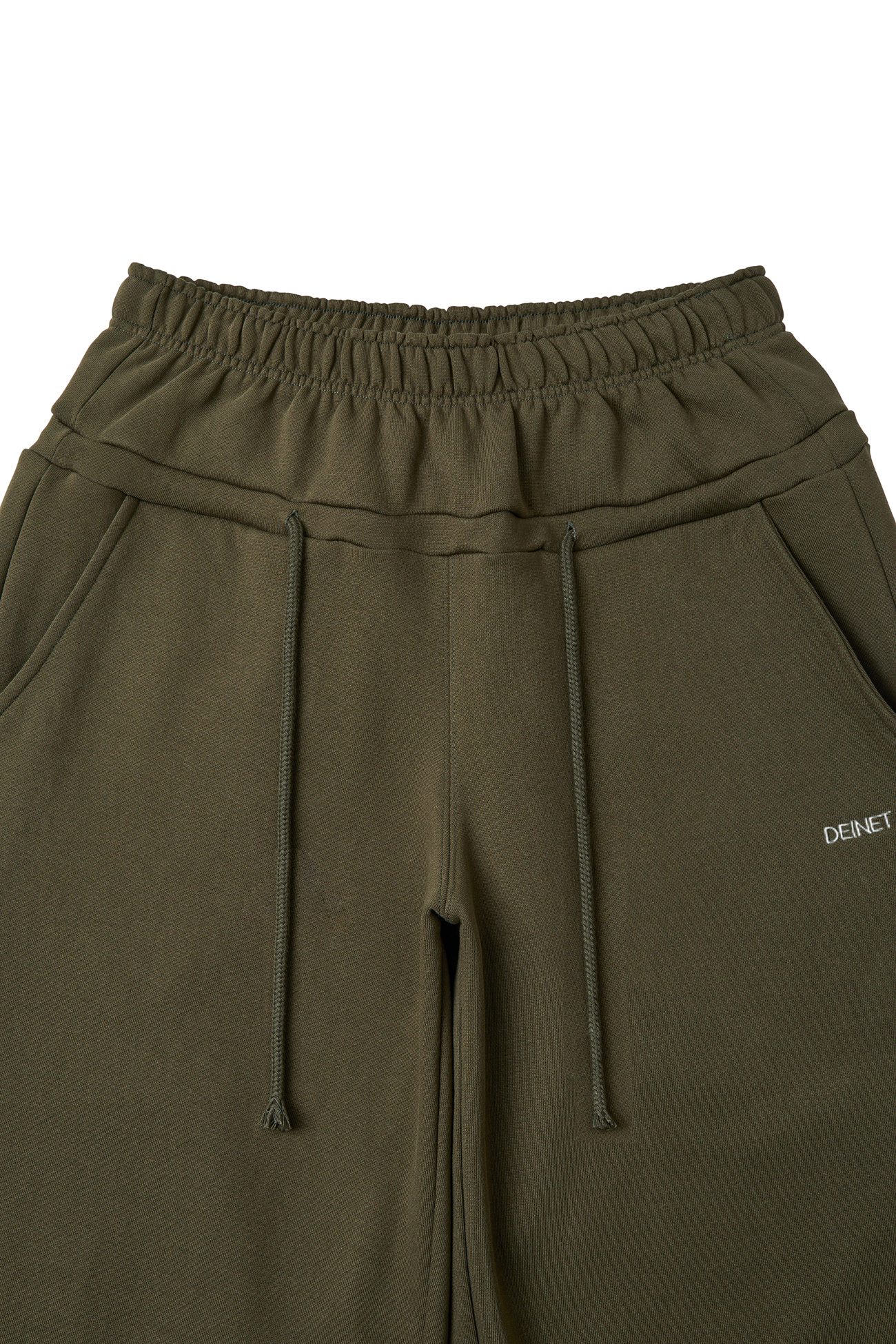 パンツ +DEINET+ DEINET BACK LOGO SWEAT PANTS IN KHAKI KDTDL4WB211 DEINET BACK LOGO SWEAT PANTS IN KHAKI - DEINET