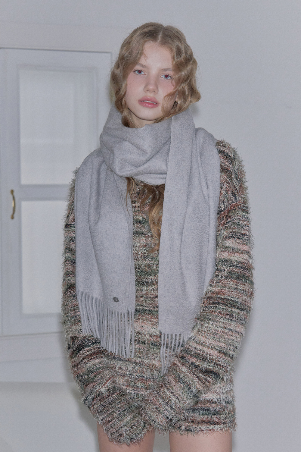 머플러 모델 착용 이미지-S1L108