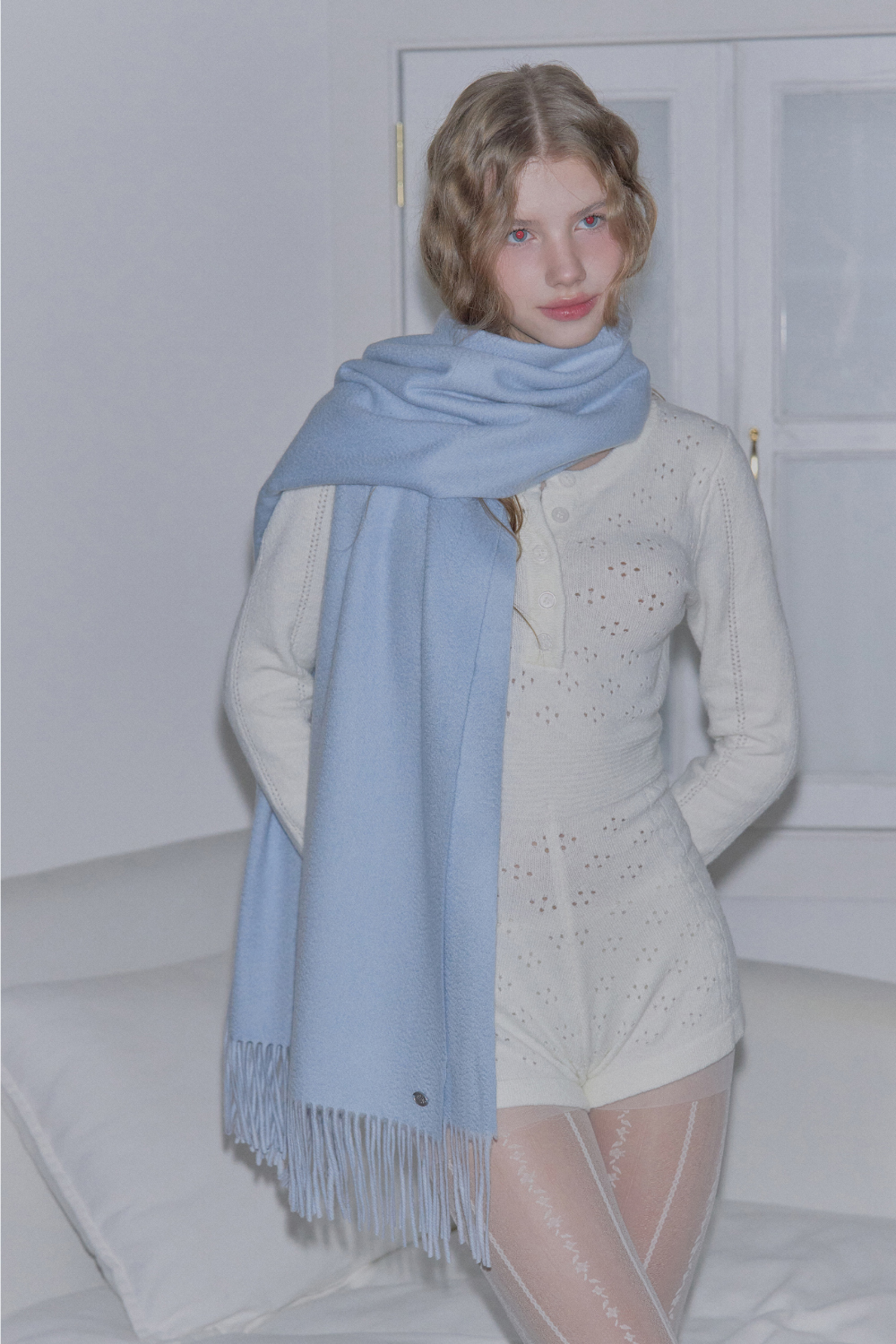 머플러 모델 착용 이미지-S1L126