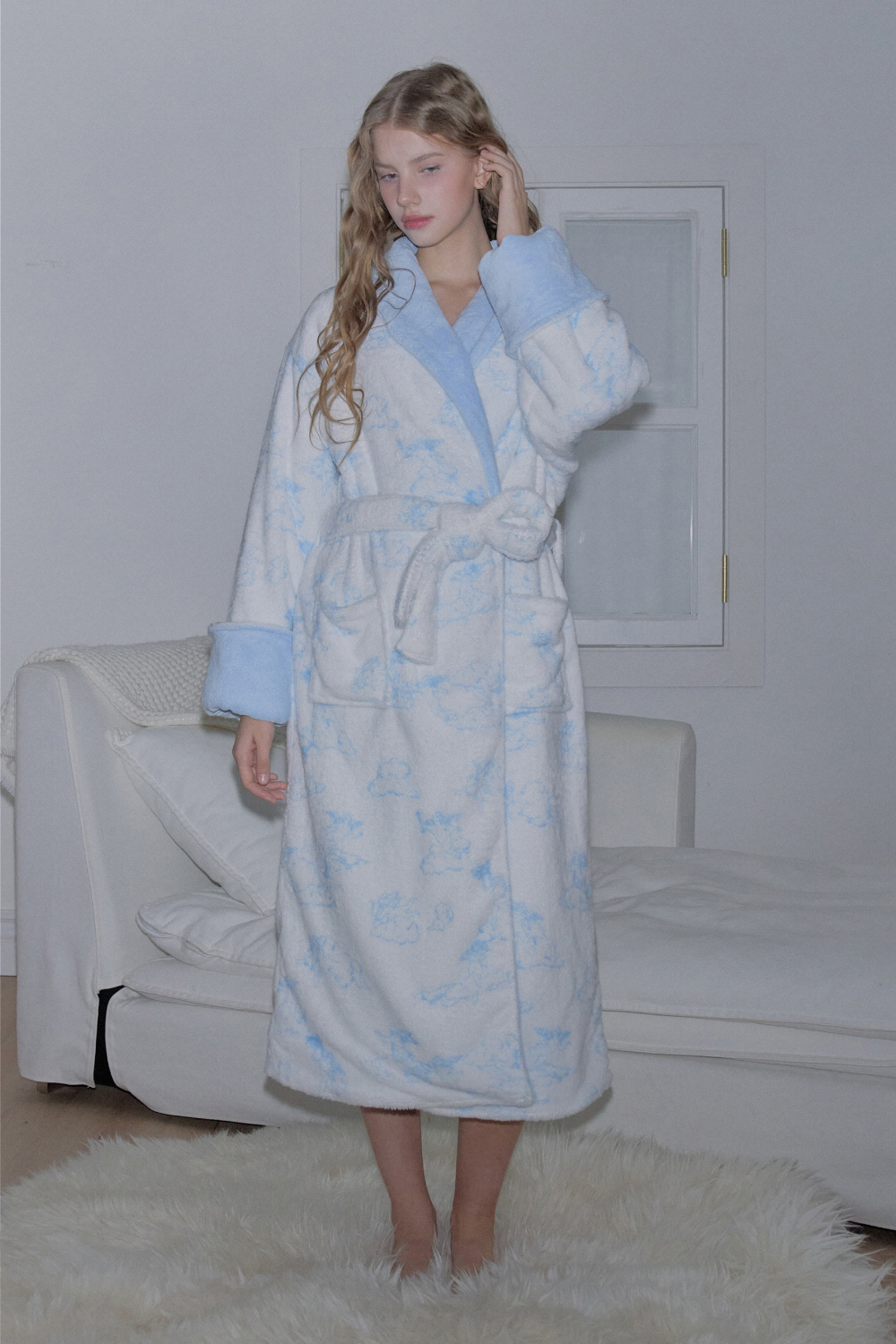 코트 모델 착용 이미지-S1L40