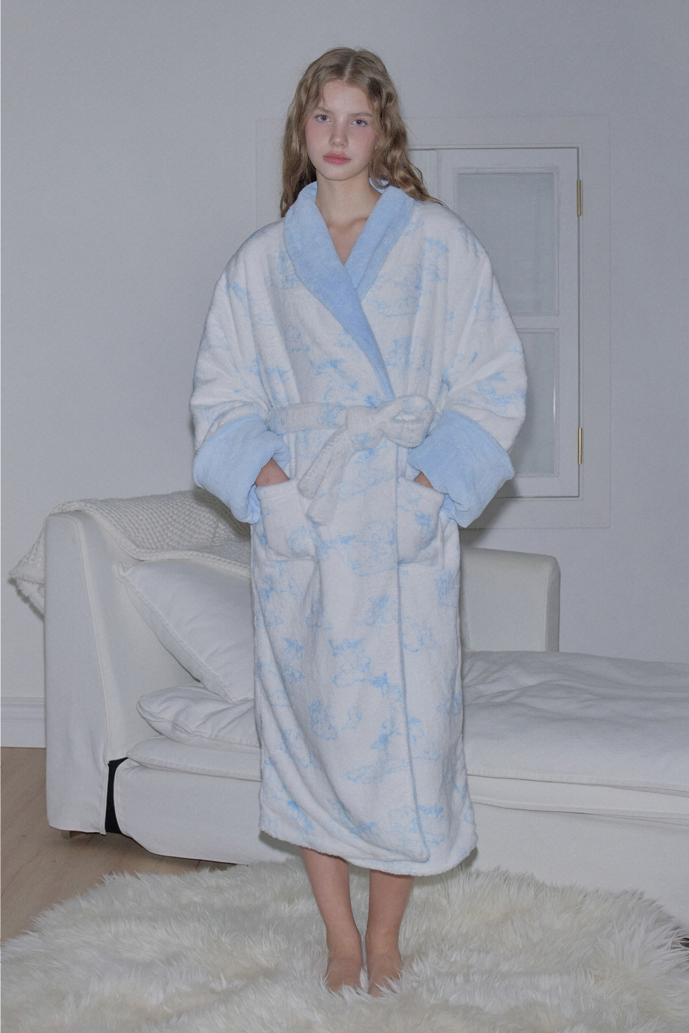 코트 모델 착용 이미지-S1L37