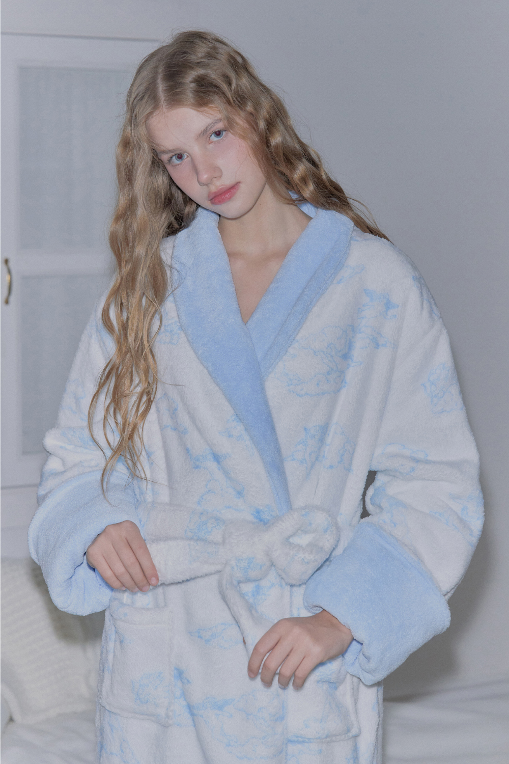 코트 모델 착용 이미지-S1L47