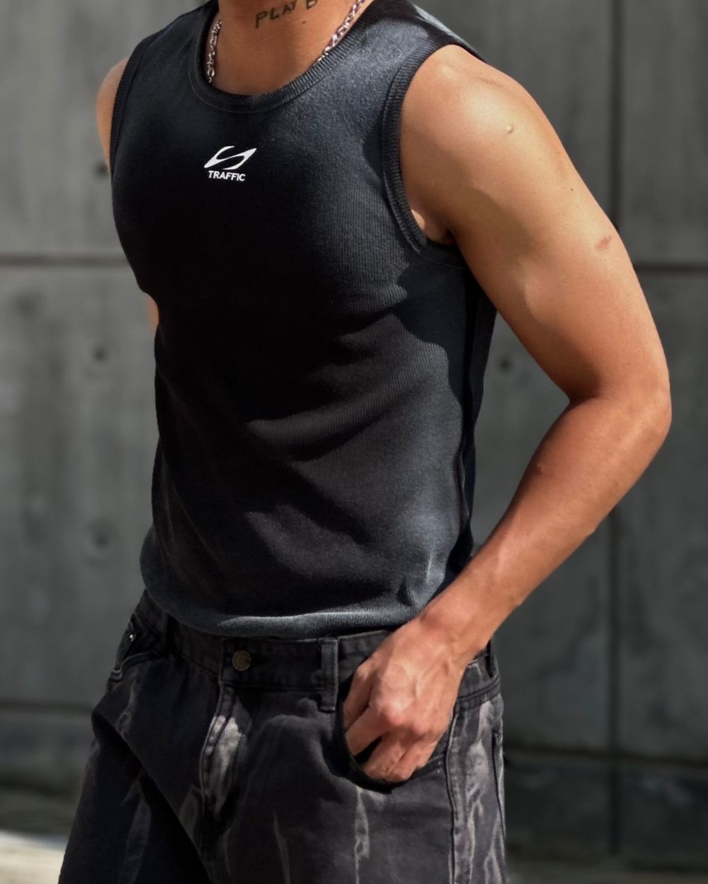 048f5d7e0944c093379013a915c6e32a