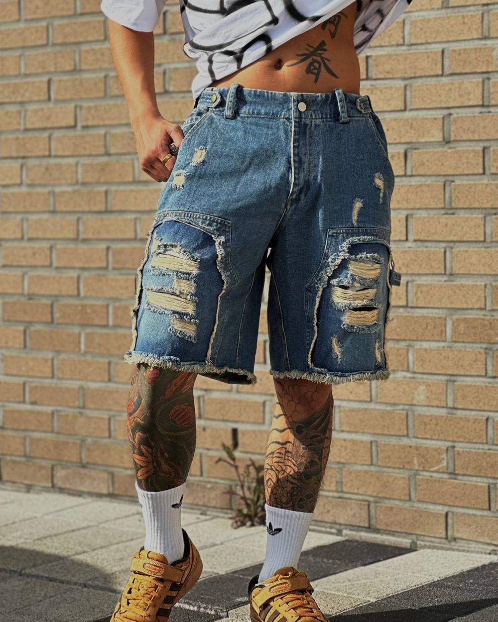 5239f7142a6fcace79bb099e2ada363f