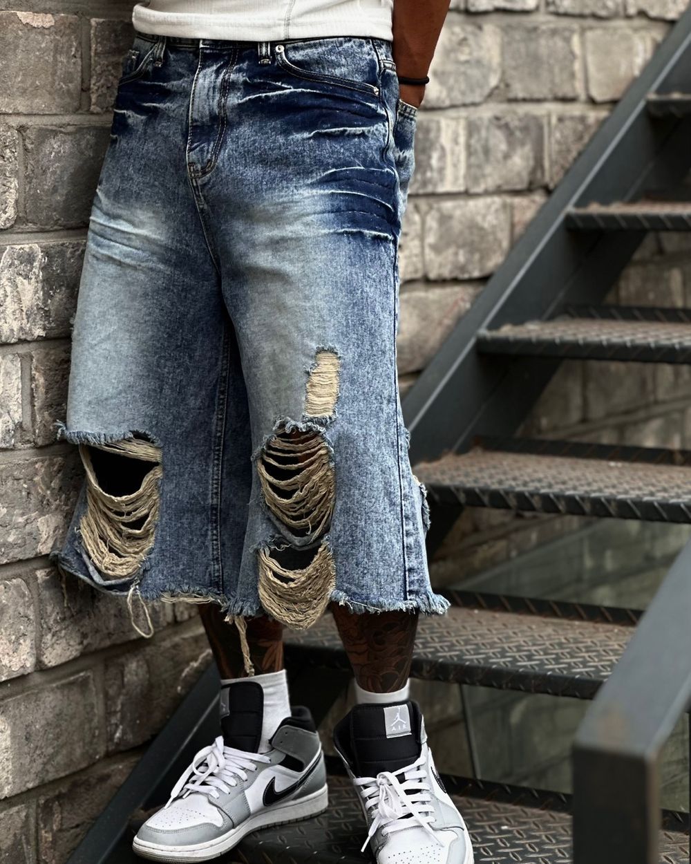 2bda9fd1ffa11cf6634caa4f33a22947