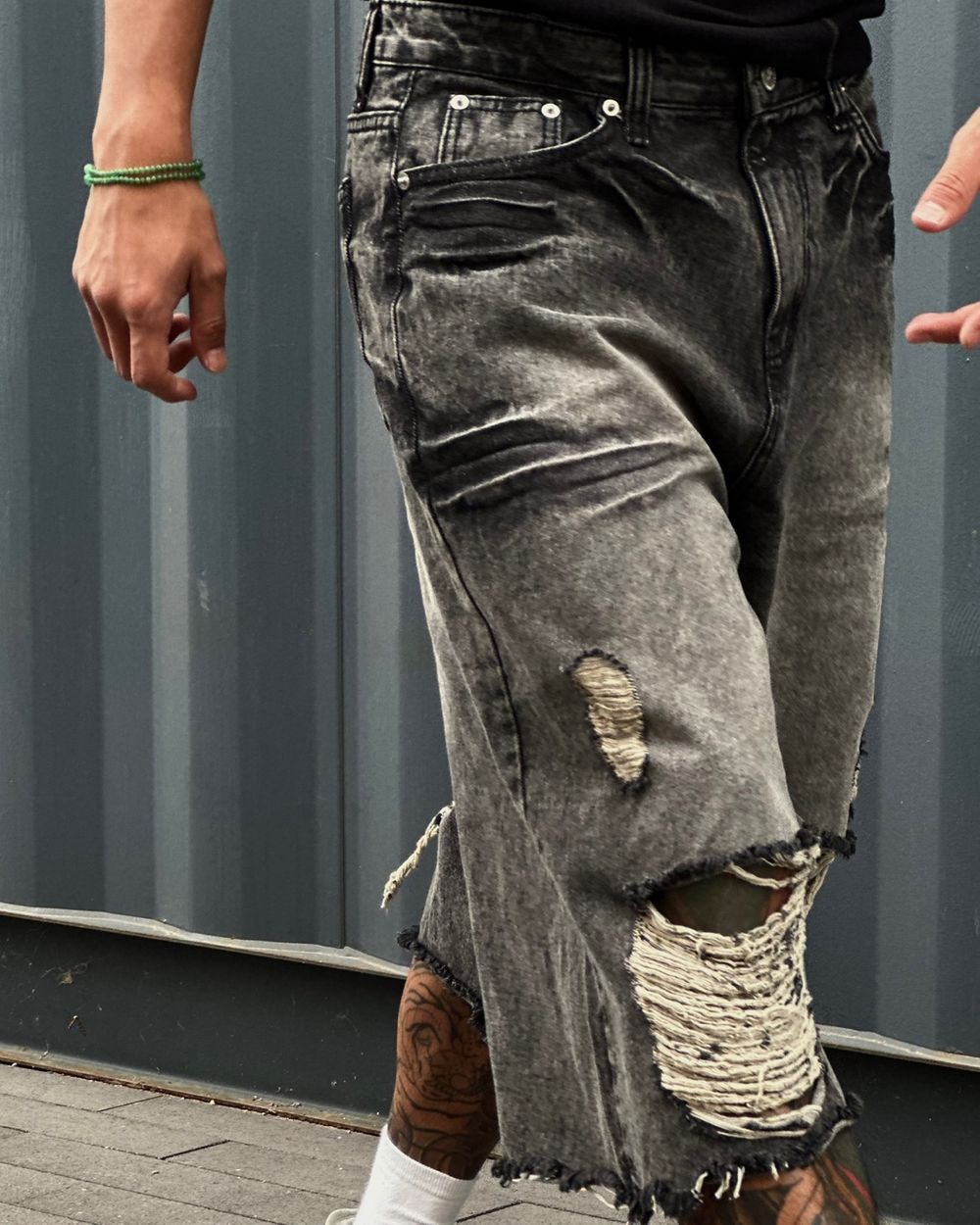 61c85c1932add811928666ad5b5da801