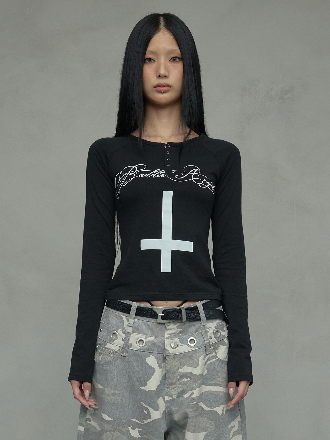 NIIER NOR』 LETTERING OFF SHOULDER TEE SHOP - Top - NIIER NOR