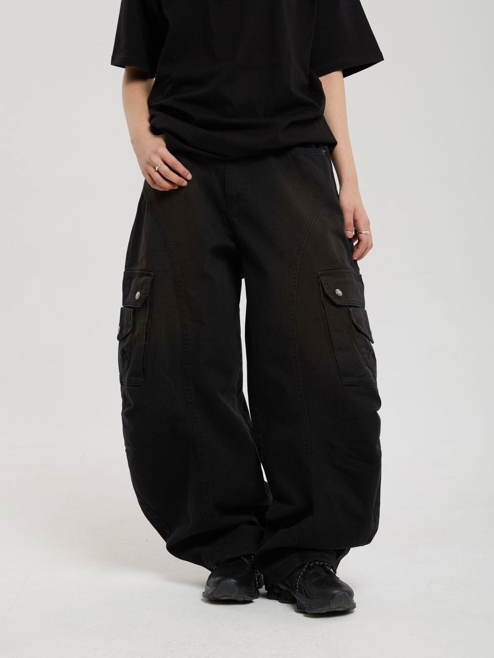 オムプリッセ カーゴパンツ ブラックSize2 OUR SEAZ]ダブルカーゴウォッシュパンツ - ブラック - SEAZ