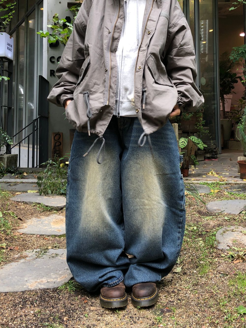 unisex]バックニューエラデニムバルーンパンツ（2C） | SEAZ