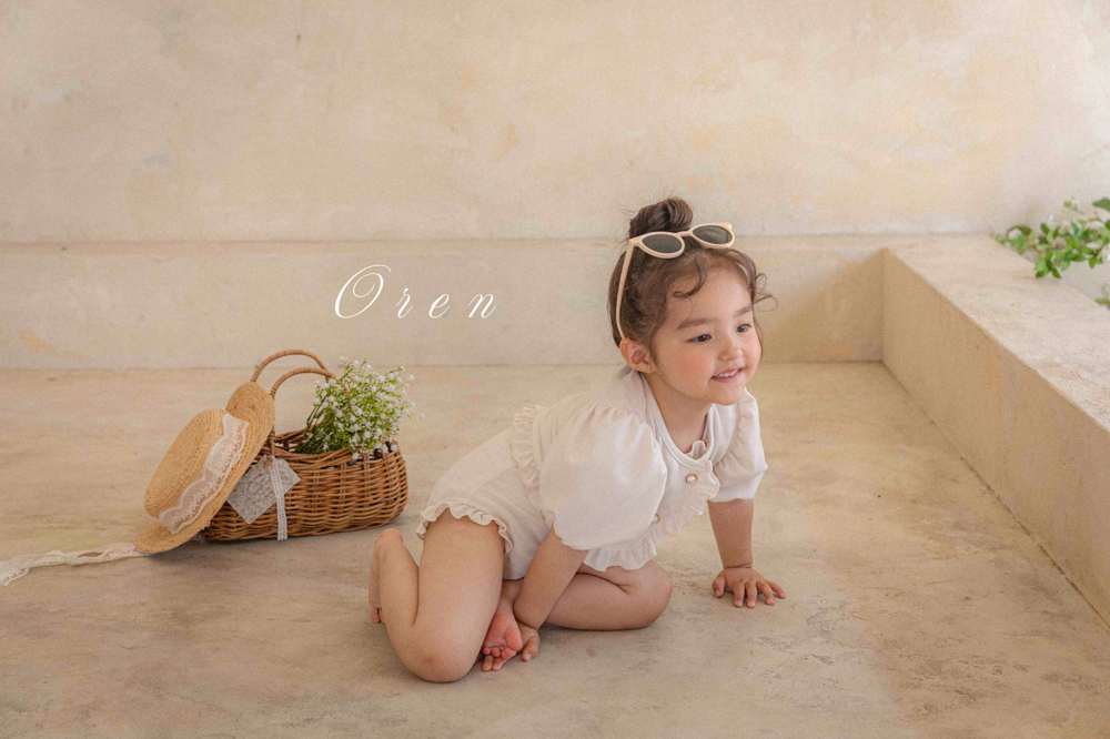 드레스 모델 착용 이미지-S2L15