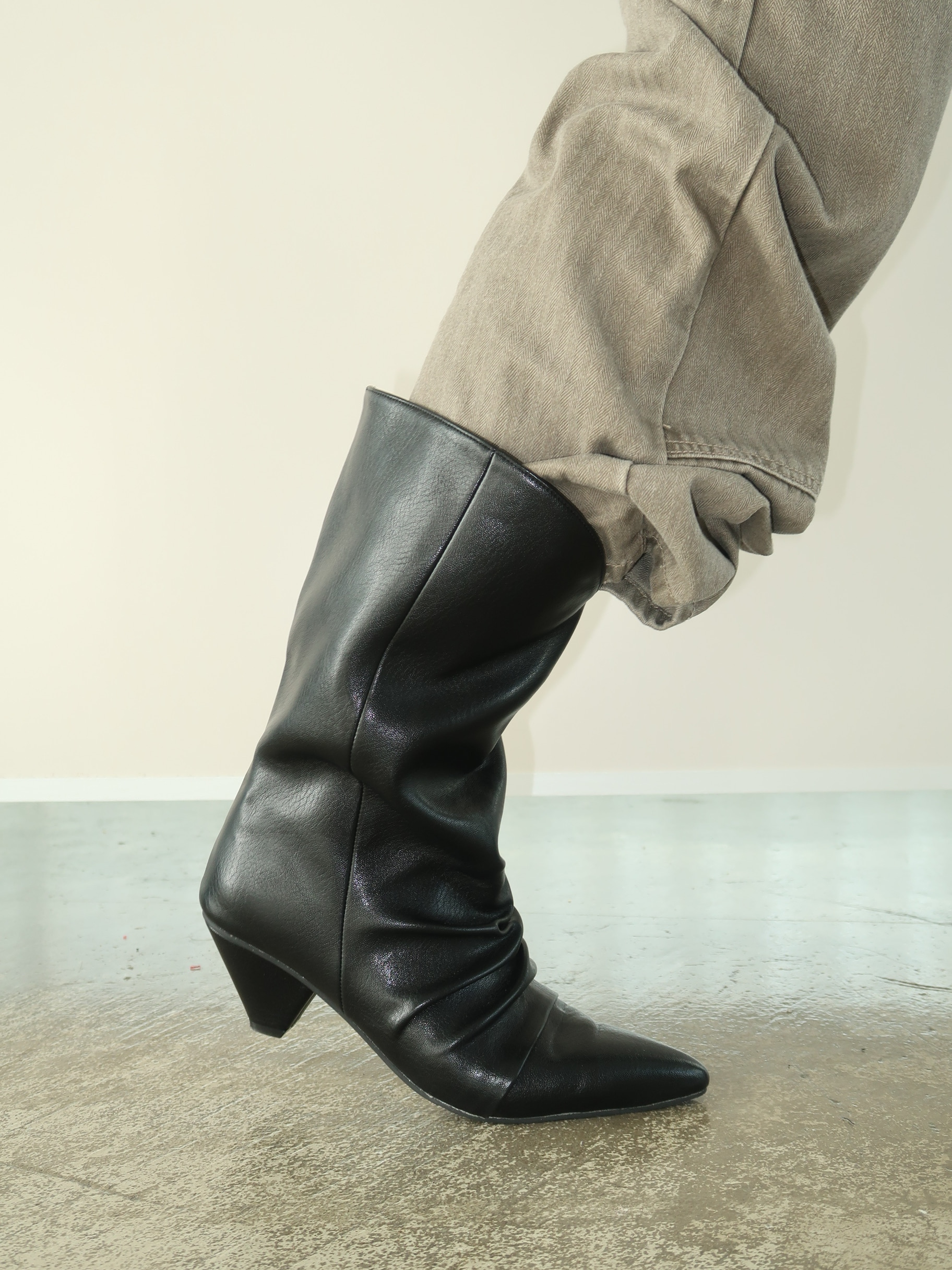 SERENE LINE BOOTS - MUROW